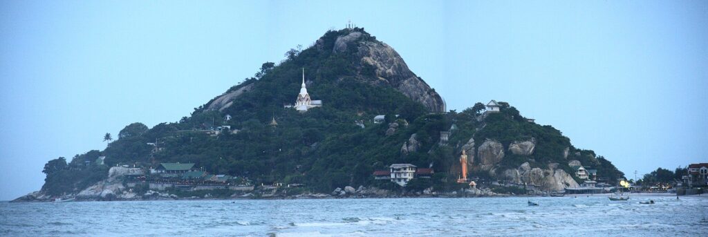 Khao Takiab jutting into the Gulf of Thailand, seen from the sea